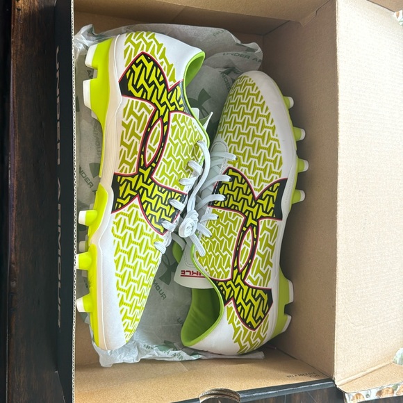 Under Armour CF Force 2.0 FG soccer cleats. Brand new in box. - Picture 2 of 6
